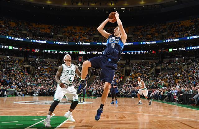 据知情人士 据知情人士