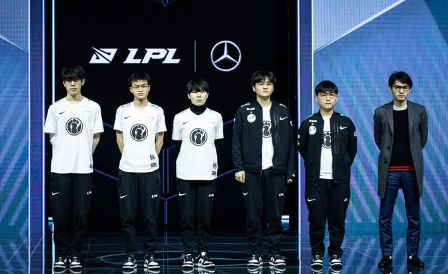 丰富的团队 丰富的团队