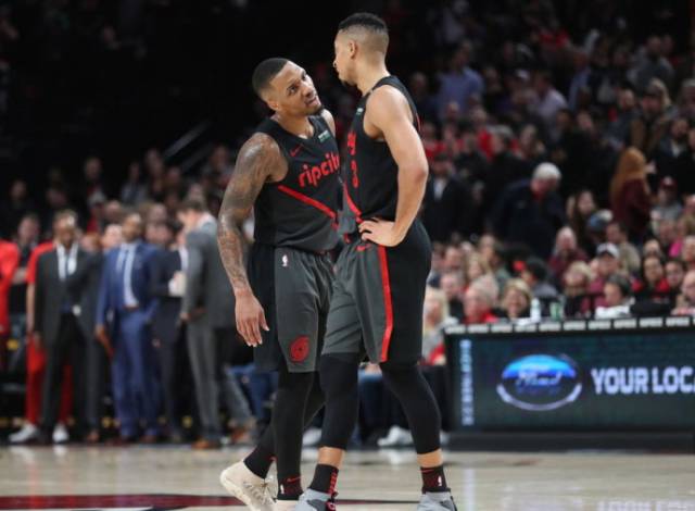 缺乏果断的 缺乏果断的