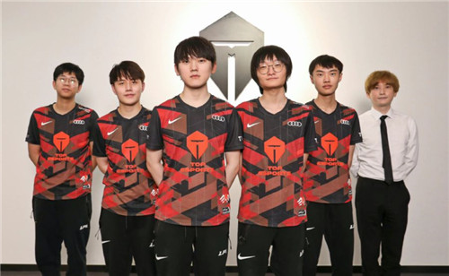 斯潘塞在末 斯潘塞在末